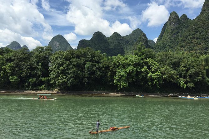 1 Day Li River Cruise from Guilin to Yangshuo with Private Guide & Driver - Boat size reality check: when crowds affect the feel