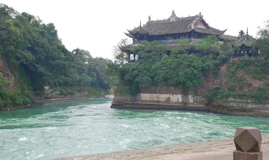 1-Day Mount Qingcheng and Dujiangyan Irrigation System Tour - Key things I’d plan around