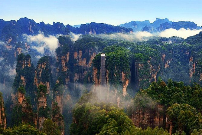 1-Day Private Zhangjiajie Tour to Avatar Mountain & Glass Bridge - Getting started at Pullman and riding with a private driver