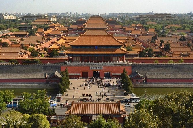 2-Day Private Beijing Highlight Tour with Great Wall and Optional Evening Show - Day 2: Ming Tombs, then Mutianyu Great Wall with tea and choices