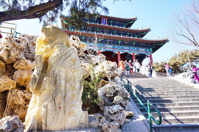 2-Hour Beijing Private Jingshan Coal Hill Park and Beihai Park Walking Tour - What the Guide Actually Adds (Beyond Ticket Entry)
