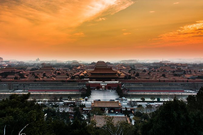 2-Hour Beijing Private Jingshan Coal Hill Park and Beihai Park Walking Tour - Jingshan (Coal Hill) Park: Views, Pavilions, and the Chongzhen Moment