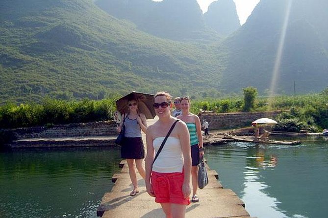 3-Day Private Guilin Tour with Li River Cruise and Yangshuo - Day 1: Reed Flute Cave and Elephant Trunk Hill, Your Karst Photo Start