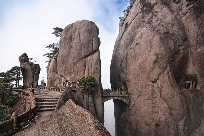 3-Day Yellow Mountains, Hongcun Village and Tunxi Ancient Street Private Tour - Walking, stairs, and pace: how to prepare so the views feel good