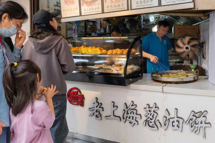 3-hour breakfast walking tour in former French Concession - Meeting point near metro line 1, South Huangpi Road, Exit 2