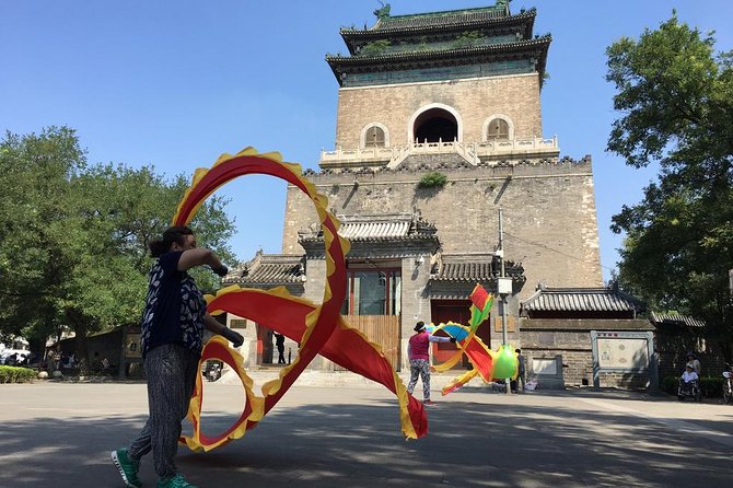 3-Hour Private Hutong Walking Tour with Drum Show at Drum Tower and Tea Tasting - First Stop: Houhai (Back Lakes) Hutong Walk With a Real Street Focus
