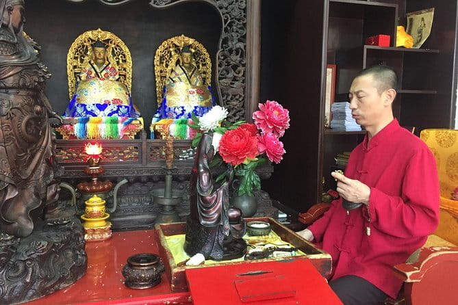 3-Hour Private Walking Tour including Monk Blessing Ceremony at Lama Temple - Key highlights that make this tour worth your time