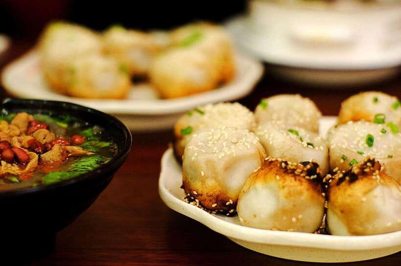 3-Hour Shanghai Street Food Tasting & Old Town Private Tour - The street food tasting route: what you actually eat