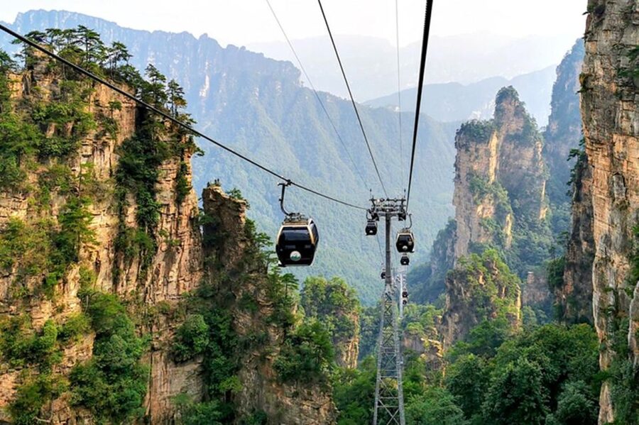 4-Day Highlights of Zhangjiajie With Sunrise Experience - Crowds and value: why this route feels smarter