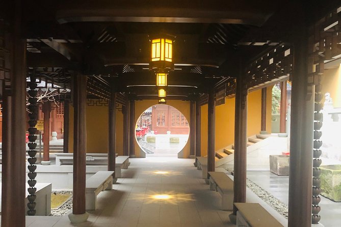 4-Hour Private Customized Shanghai City Tour - How the private transport option changes the day