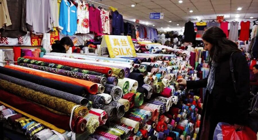 4-Hour Private Shanghai Shopping Tour with Local Expert - A third stop for higher-style looks, shoes, watches, and handbags
