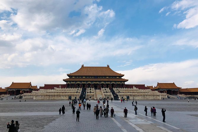4-Hour Private Tiananmen Square and Forbidden City Tour - Tiananmen Square, handled like a pro (and without the street noise)