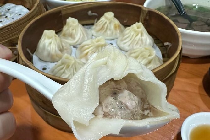 4-Hr Shanghai Layover Tour: Maglev, Wet Market, Food, Landmarks - Yuyuan Old Street, Ming Dynasty roots, and the one ticket that costs extra