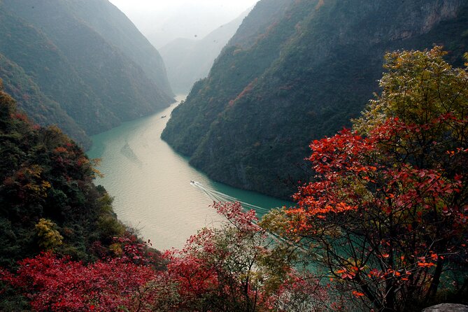 4D3N Yangtze River tour: Chongqing to Yichang by Victoria Sabrina - Day 2: Shuanggui Mountain near Fengdu, then the Ghost City if you want it