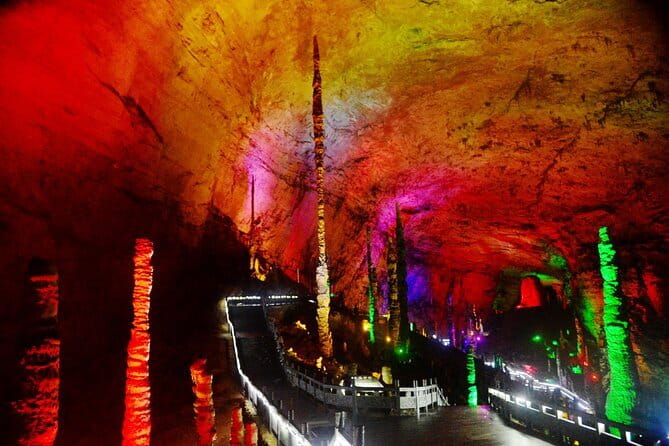 5-Day Private Zhangjiajie Ultimate Experience Tour - Day 2: UNESCO Zhangjiajie National Forest Park and the Avatar Mountain Zones