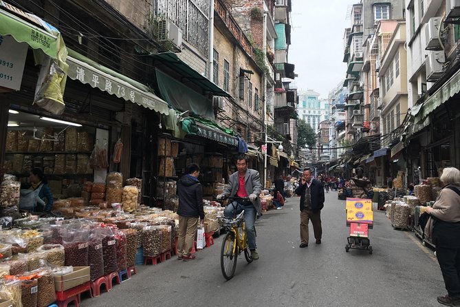 5-Hour Sai Kwan Walking Tour with Unique Food Tasting - Meeting Point to Final Station: A Simple Plan for Your Day