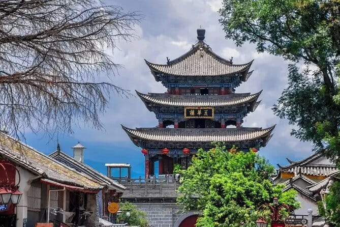 7 Days Yunnan Charming Old Town Tour - The Dali handoff: Kunming train, Bai old town, and easy evening freedom