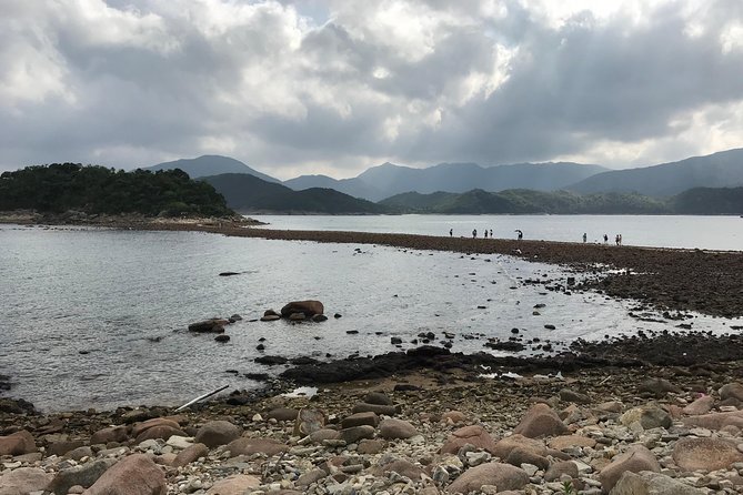 Afternoon Hiking Tour Sharp Island Geopark - The 1.5-hour route: Hap Mun Bay to Kiu Tsui Beach