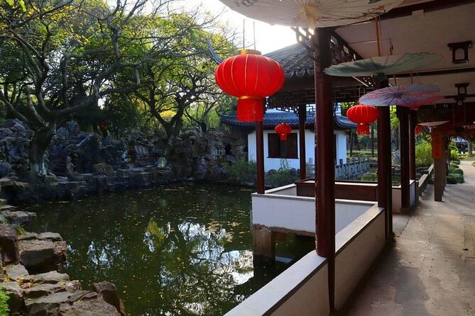 All-inclusive Half-day Private Tour To Zhujiajiao Water Town - The boat ride through Zhujiajiao’s waterways