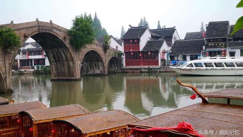 All-inclusive Half-day Private Tour To Zhujiajiao Water Town - A Shanghainese meal with a vegan option