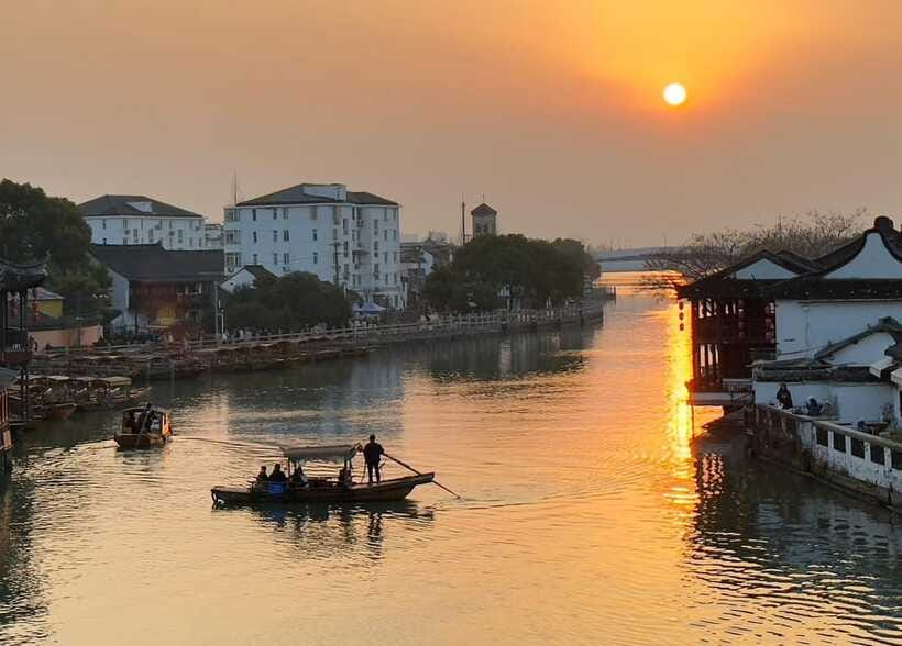 All-inclusive Half-day Private Tour To Zhujiajiao Water Town - Price and value: what $140 buys you