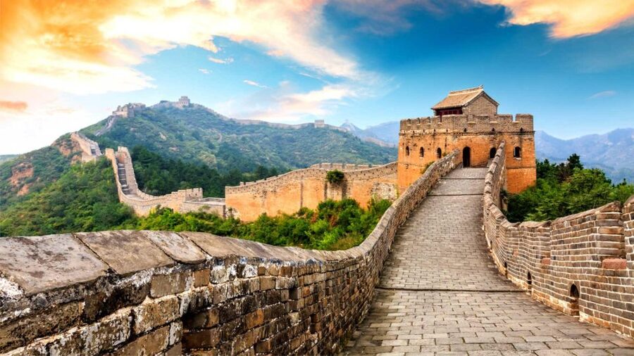 All-Inclusive Private Tour:Mutianyu&Huanghuacheng Great Wall - Chair lift versus cable car: how it changes your toboggan ride