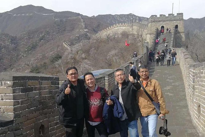All Inclusive Private Tour to Mutianyu Great Wall and Ming Tombs - Mutianyu Great Wall: Restored Steps, Hand Rails, and Wide Views