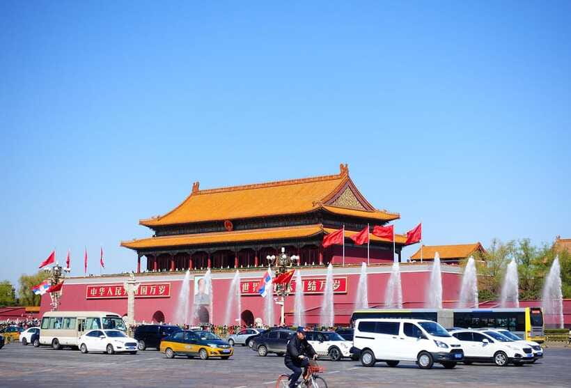 All-Inclusive PrivateTour:Mutianyu Great Wall&Forbidden City - The private guide factor: why this day works for limited time