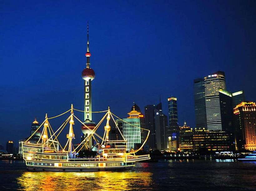Amazing Shanghai Night Lights:River Cruise &Private Transfer - Bund Night Views, Towers, and the Colonial Riverfront