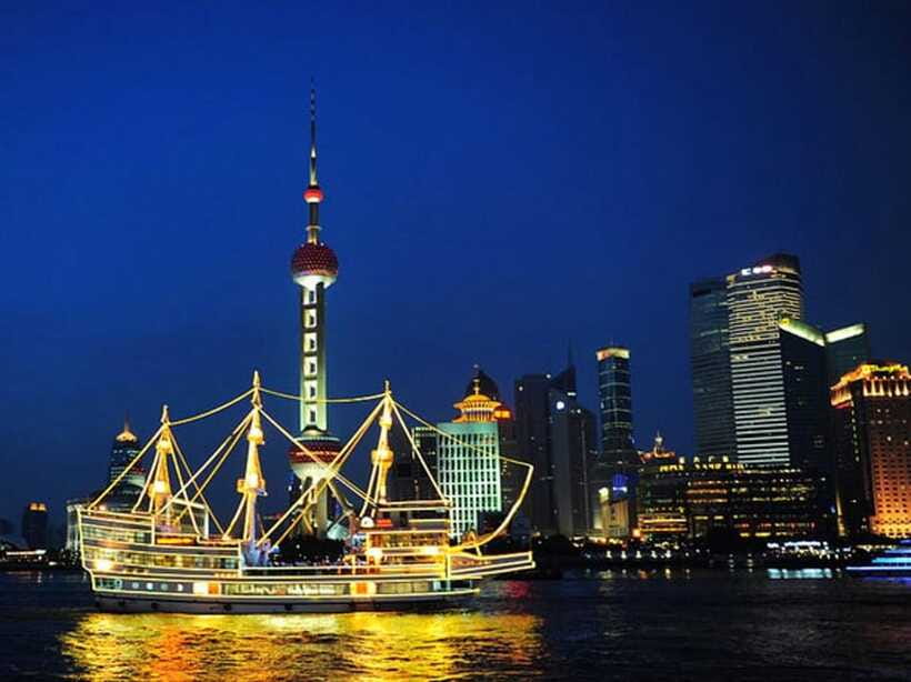 Amazing Shanghai Night Lights:River Cruise &Private Transfer - Your Private English Guide Turns Lights into Meaning