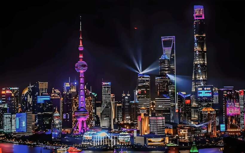 Amazing Shanghai Night Lights:River Cruise &Private Transfer - VIP Seating on the Huangpu River for a 50-Minute Cruise