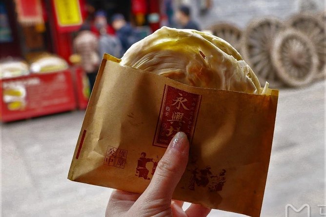 Authentic Old Xi'an Back Alley Food Tour - Key things that make this tour worth your evening