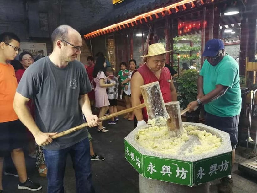 Authentic Old Xi'an Back Alley Food Tour - Logistics that matter after 15+ bites