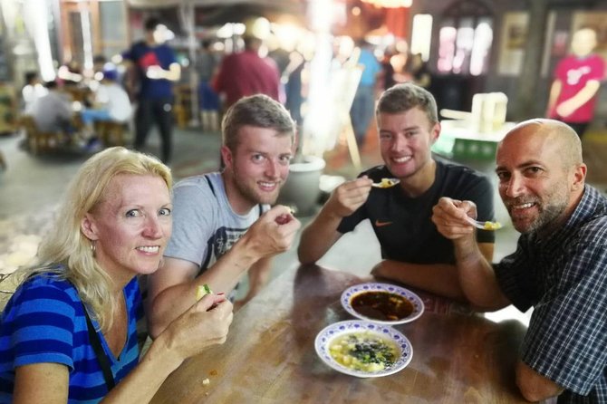 Authentic Old Xi'an Back Alley Food Tour - What you really get from 10+ tastings, enough for dinner