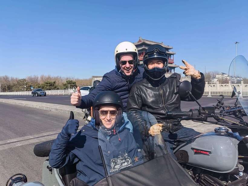 Beijing：Ancient & Modern City Tour by Sidecar(Day/Night) - Drum and Bell Towers to Shichahai, the north-axis opener