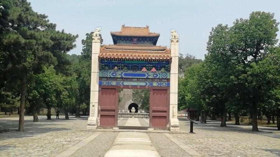 Beijing: Badaling Great Wall & Ming Tombs VIP Skip-the-Line - A one-day route that avoids Beijing logjams