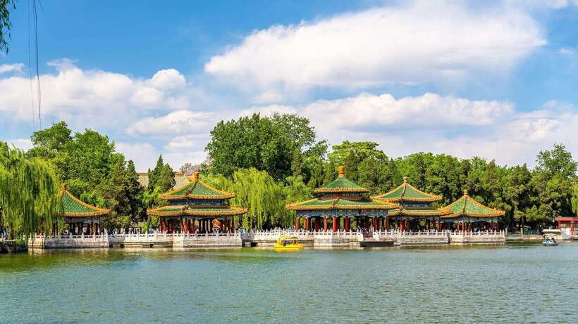 Beijing: Beihai Park Entry Ticket & English PDF Guidebook - Beihai Park in 3 Hours: What Fits Nicely