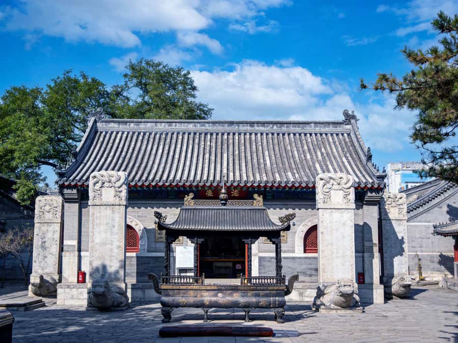 Beijing:Customizable Temple and Religious Sites Private Tour - Niujie Mosque: old roots, Chinese courtyard style, Islamic design