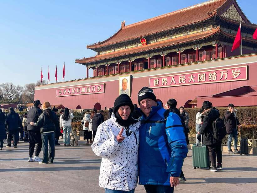 Beijing: Forbidden City, Tian'anmen Square & Great Wall Trip - Tiananmen Square to the Forbidden City emperor axis