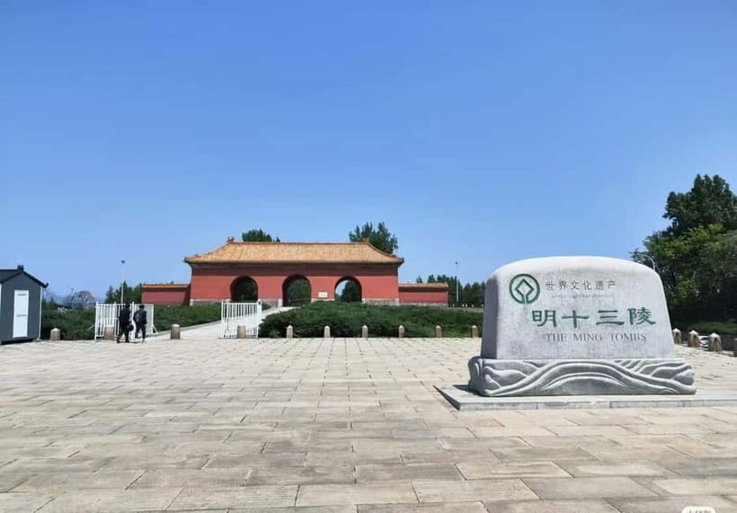 Beijing: Great Wall & City Highlights Private Layover Tour - Season and comfort tips for walking Mutianyu