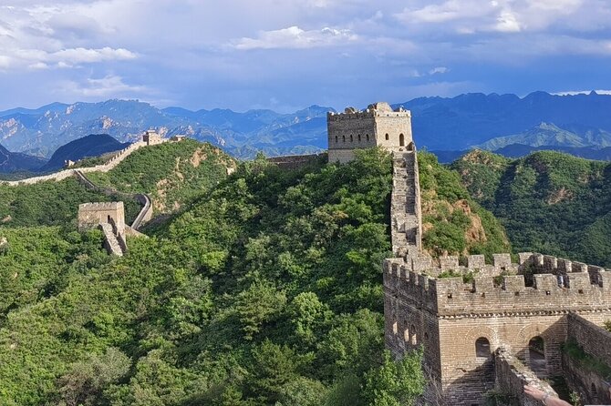 Beijing Great Wall Tour by Private Car Service with Entry Ticket - Badaling: classic Wall views, good for a first-timer mindset