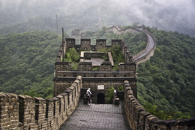 Beijing Group Coach Tour to Mutianyu Great Wall Without Lunch - Small Group Size, Comfort, and What to Expect from the Coach