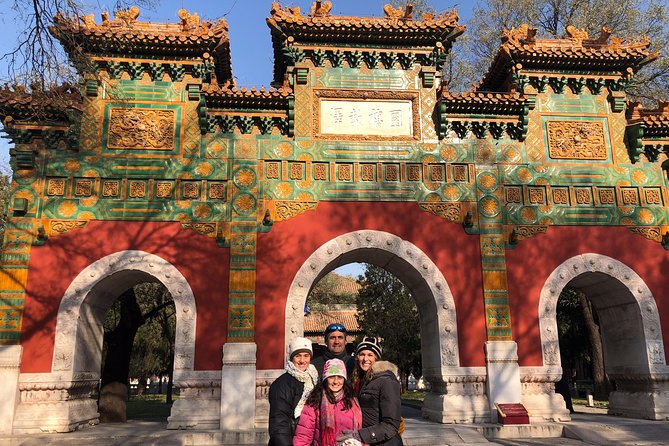 Beijing Half Day Private Tour : Lama Temple, Confucius Temple, WuDaoYing Hutong - Wudaoying Hutong: a 200-year-old Beijing street taste in 30 minutes