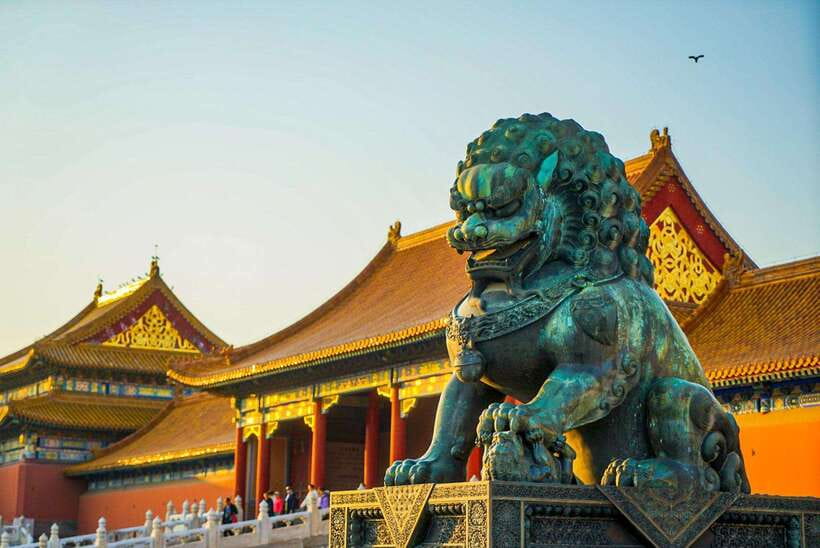 Beijing: Highlights of Forbidden City Private Walking Tour - When Tiananmen Square enters the picture, the timing becomes everything