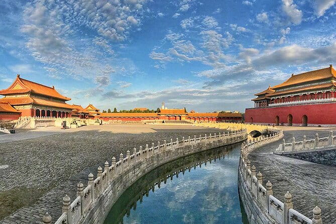 Beijing Historic City Guided Walking Tour + Calligraphy Creation - Guides, Pace, and the Little Stories That Make It Stick