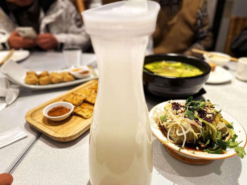 Beijing Hutong Food Crawl Delights: Peking duck, Hotpot&More - Stop 1: Peking duck, the carving show, and classic Beijing pairings