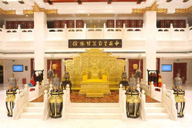 Beijing: Imperial Cuisine Experience & Cultural Performance - The palace-style dinner: what the menu is like and how to approach it