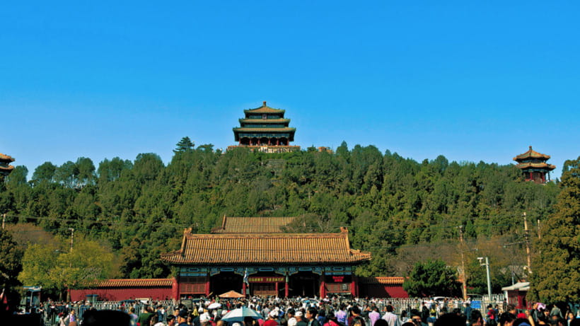 Beijing: JingShan park (palace museum garden) entry ticket - Price and logistics: what your ticket really buys