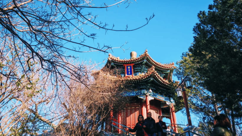Beijing: JingShan park (palace museum garden) entry ticket - What to bring, and what to avoid