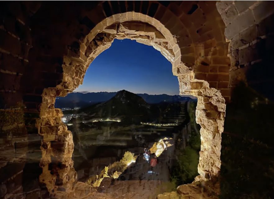Beijing: Jinshanling and Simatai Wall&Gubei Watertown Tour - Key highlights at a glance